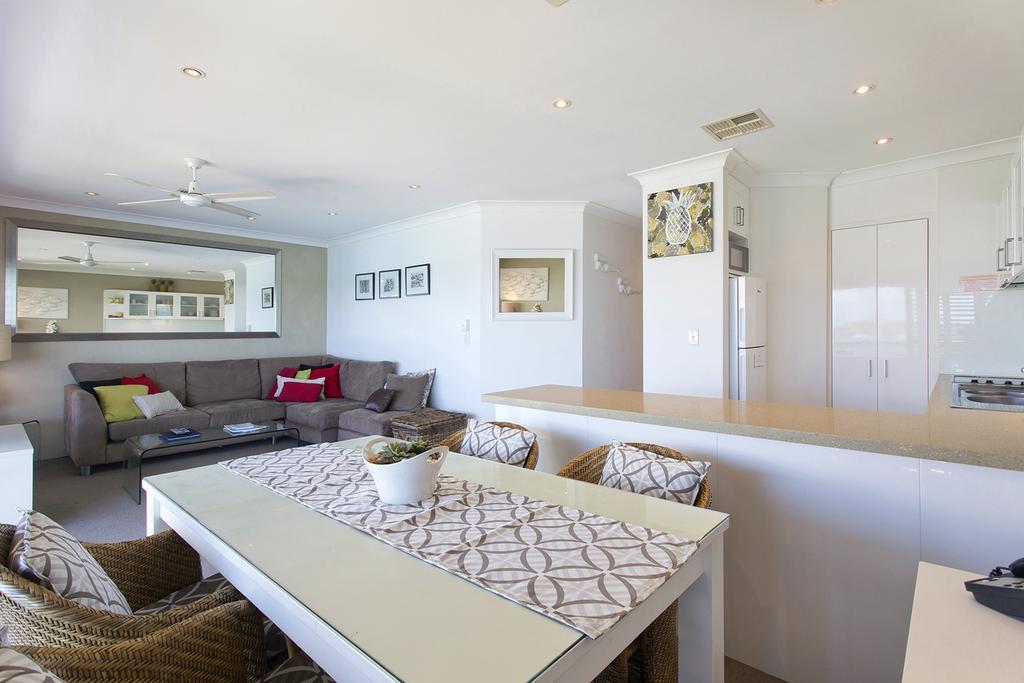 Noosa Shores Resort Bagian luar foto