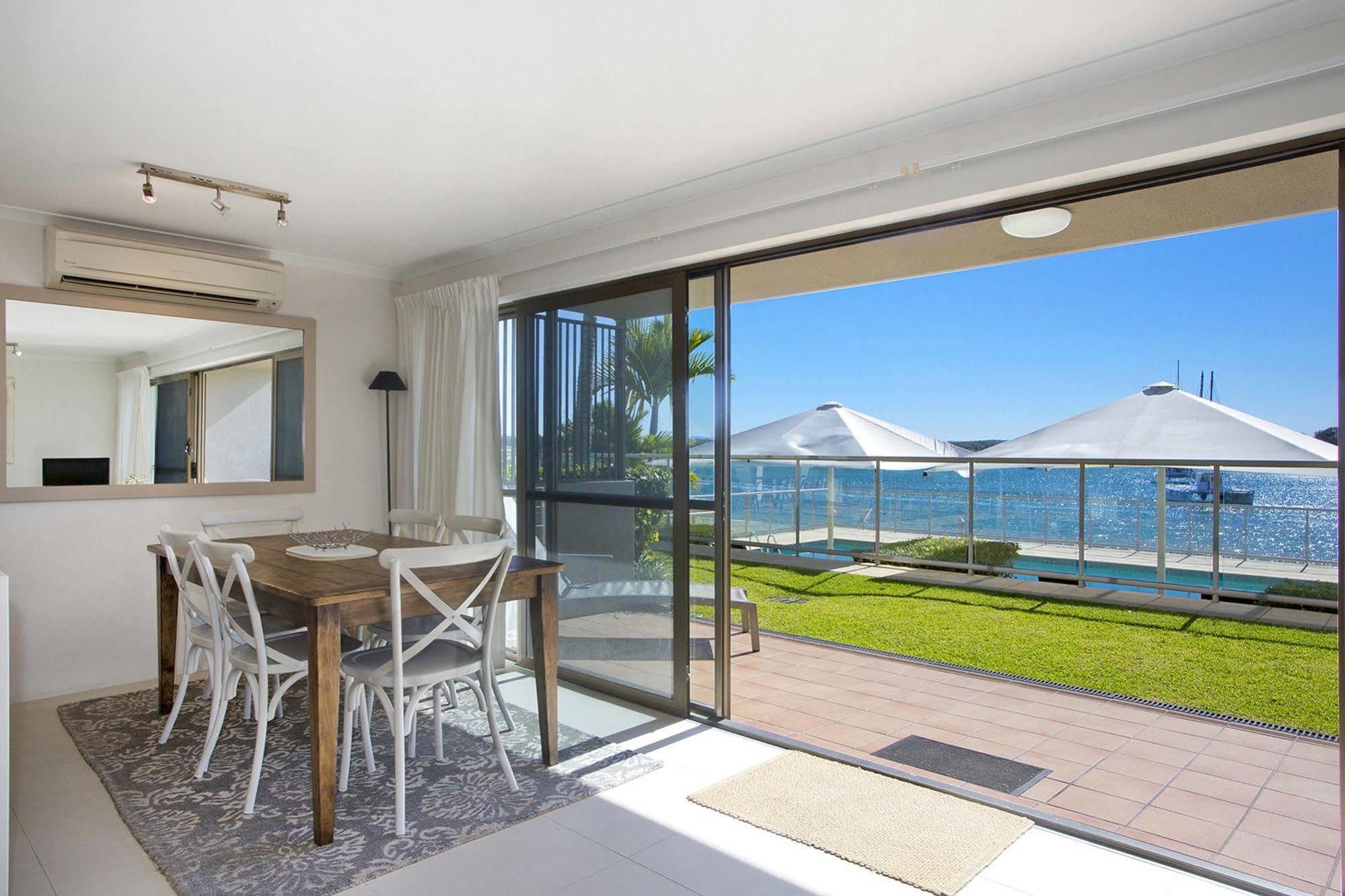 Noosa Shores Resort Bagian luar foto